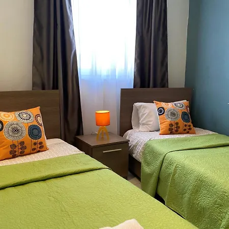 Off The Ferries Sliema Apartment *